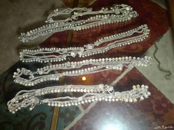 خلخال قديمه وفازات صيني قديم الزمان على السوم 0