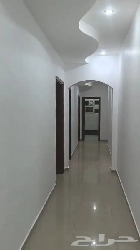 شقة للبيع مساحة ممتازة جدا بحي المروة 2