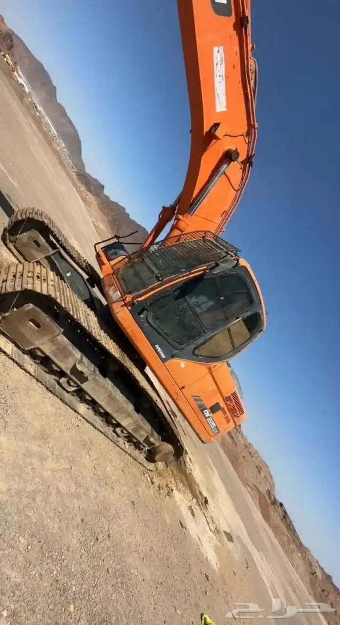 مقاولات ومعدات لاءيجار وتوريد مواد وترحيل مخلفات 2