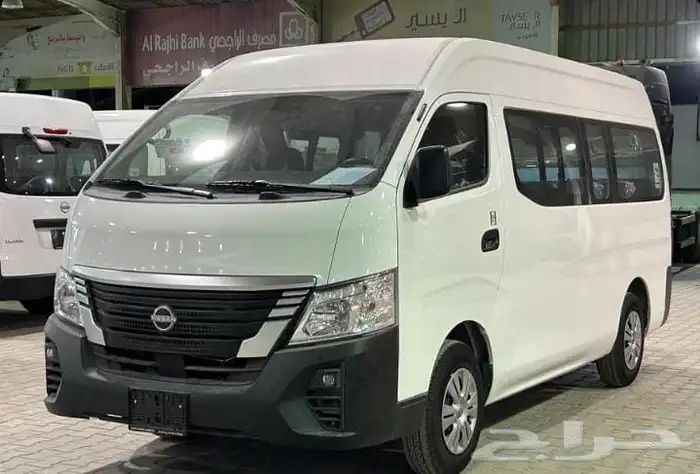 باص نيسان اورفان 13 راكب بنزين مَوديل 2024 9