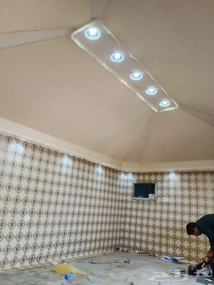 الخيام ملكي عادي بيت غير كماش داخلي خارجي بي 3
