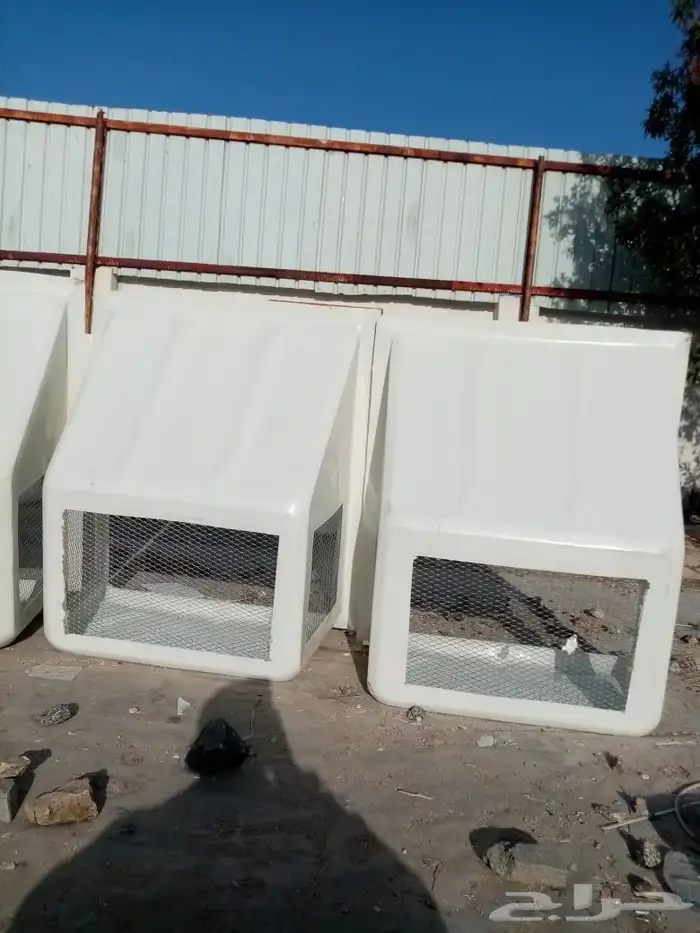 Pigeon repellent Fiberglass cover for air conditioners with 6
