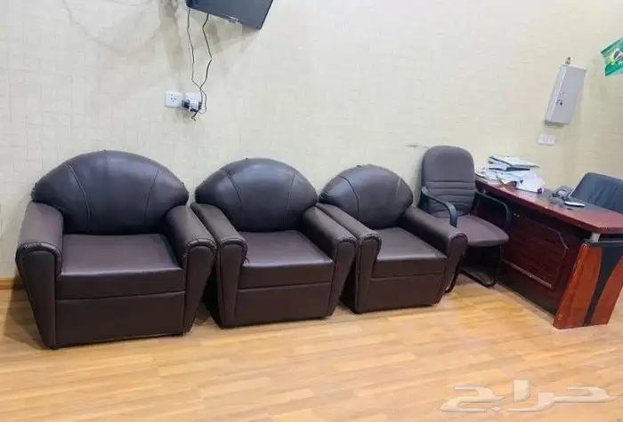 تفصيل وتنجيد كنبات مكتبي جلد 2