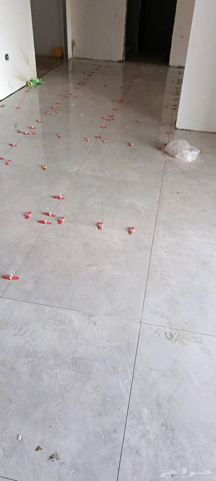 السلام عليكم مبلط سراميك ورخام ابحث عن عمل في خميس مشيطوأبها 9