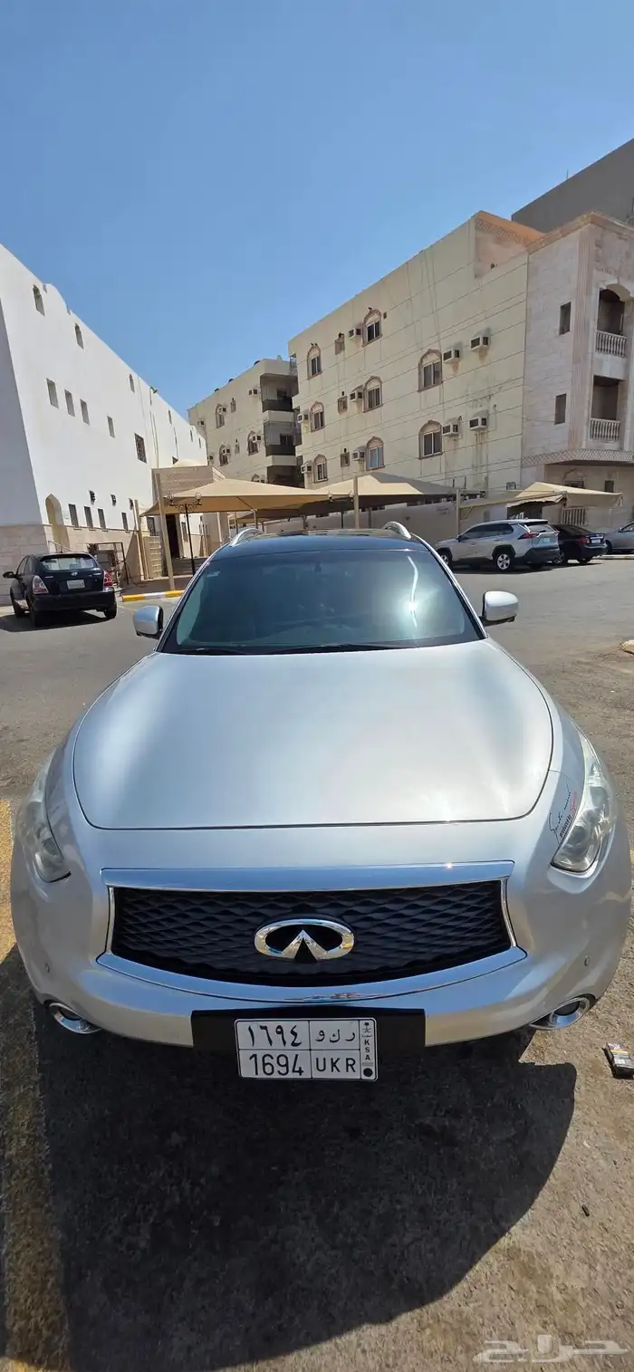 أنفنتي QX70 موديل 2015 0