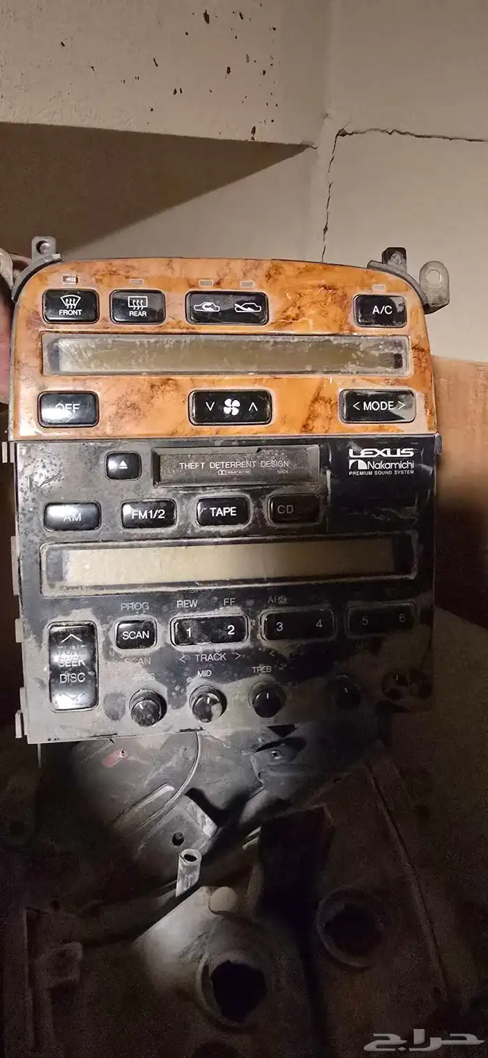 ليتات خلفيه لكزس sc300 or sc400 و بعض القطع الاخره 28