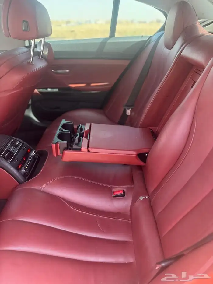 BMW 640i 2015 نظيفة جدا وممشى قليل 7