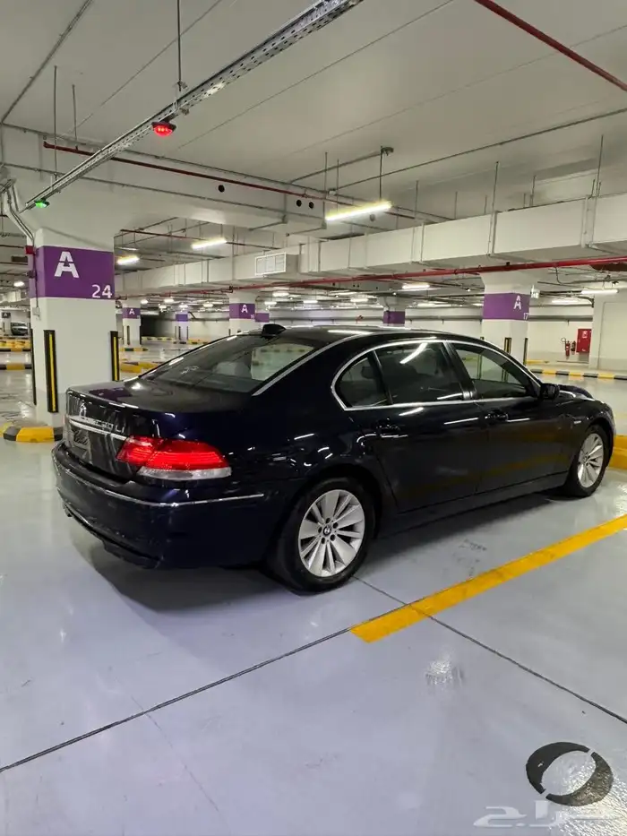 بي ام دبليو 730Li 12