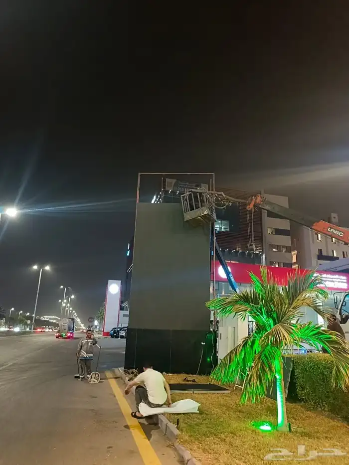 صيانة وتركيب شاشات العرض LED SCREEN 20
