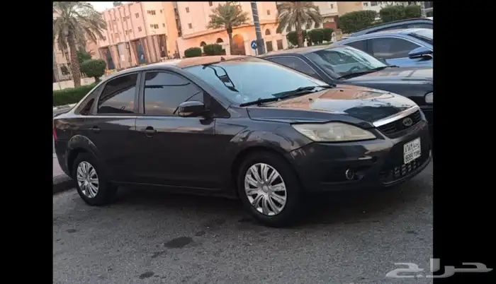 فورد فوكس ب8000 1