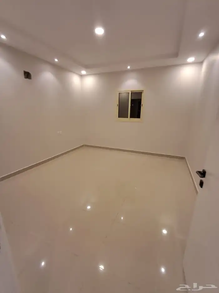 فيلا للايجار في الدرعية ظهرة العودة شرق 4