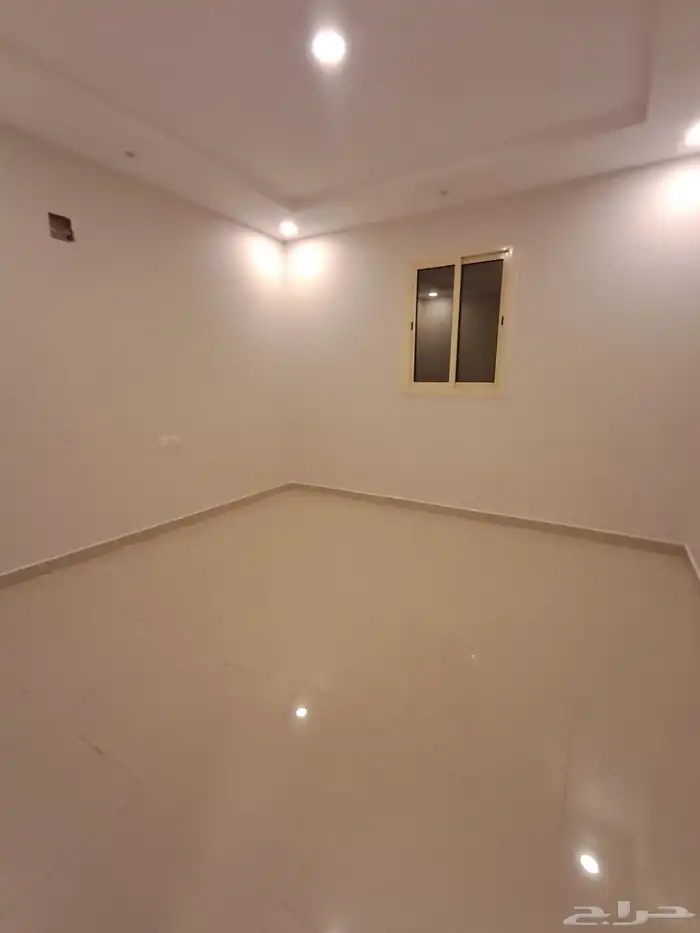 فيلا للايجار في الدرعية ظهرة العودة شرق 8