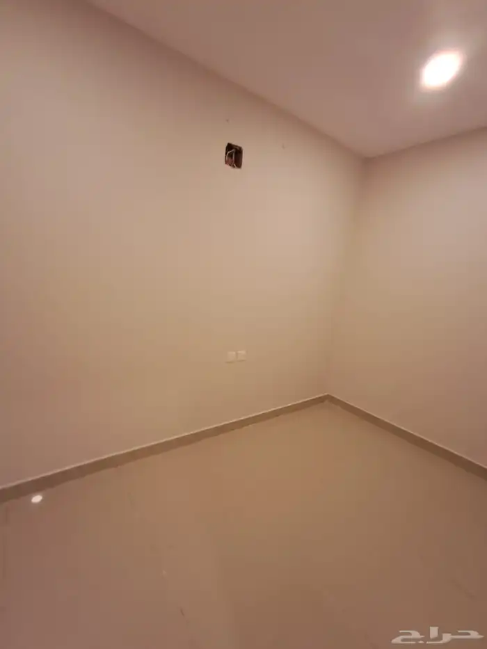 فيلا للايجار في الدرعية ظهرة العودة شرق 3