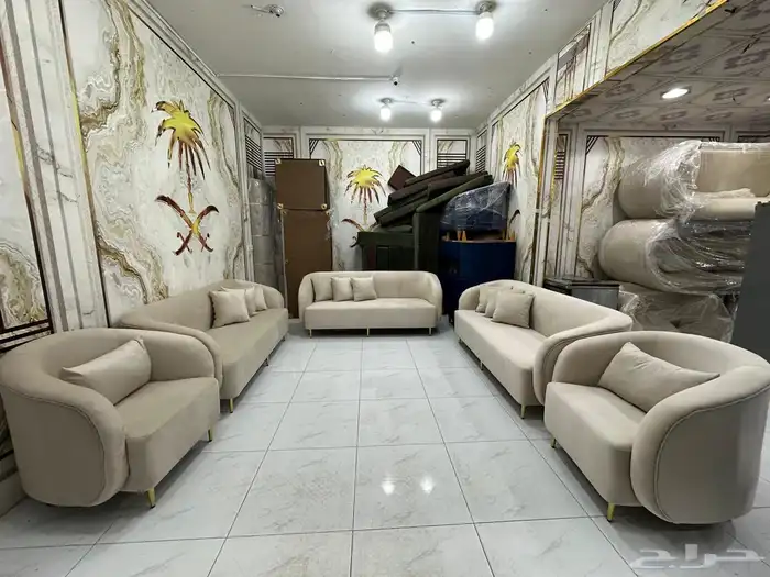 طقم كنب 11شخص جديد عليه عرض 1