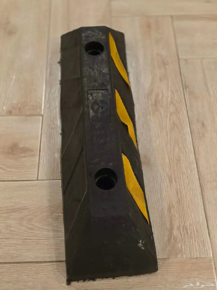 مصدات ربل ثقيل لمواقف السيارات 1