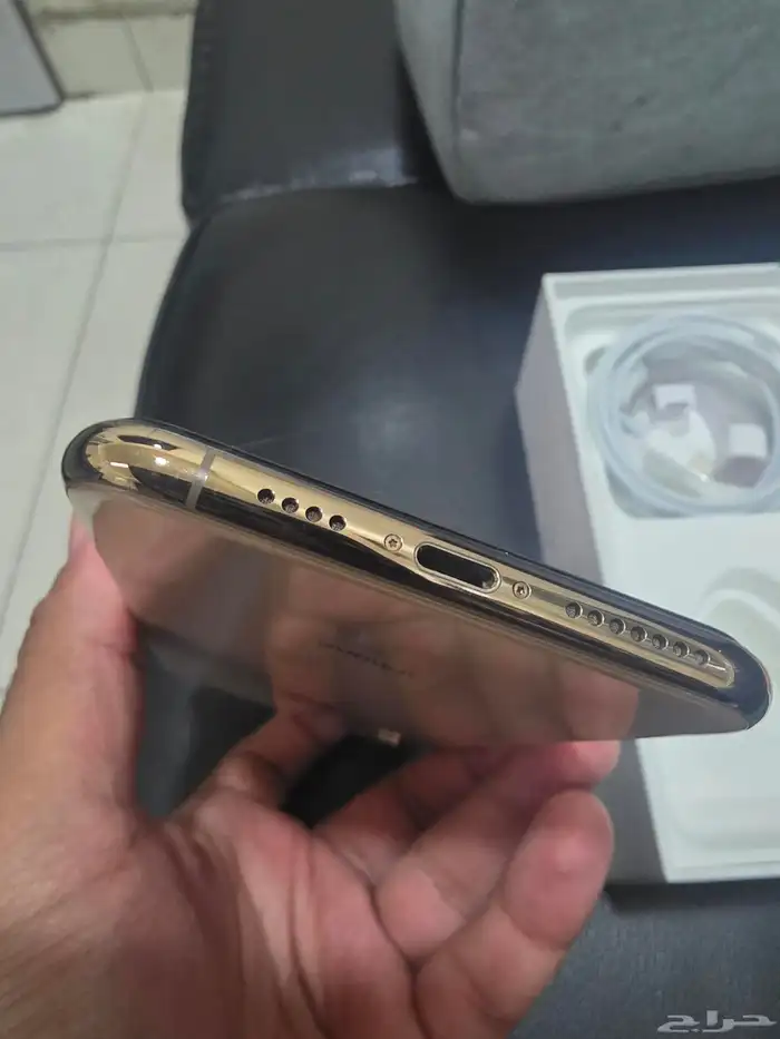 ايفون اكس اس ماكس ذهبي 256 6