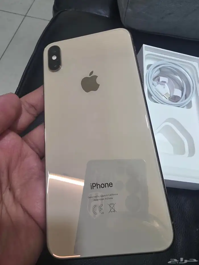 ايفون اكس اس ماكس ذهبي 256 4