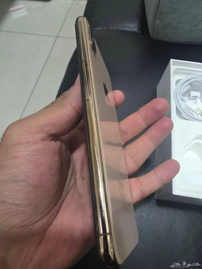 ايفون اكس اس ماكس ذهبي 256 7
