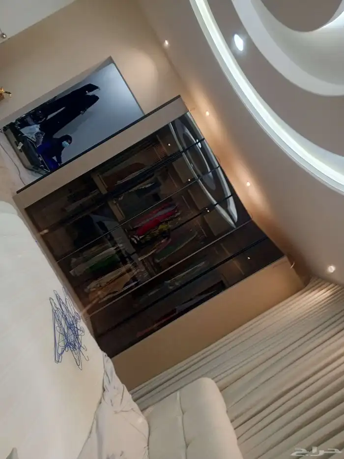نجار .تركيب دولاب غرفة النوم 2
