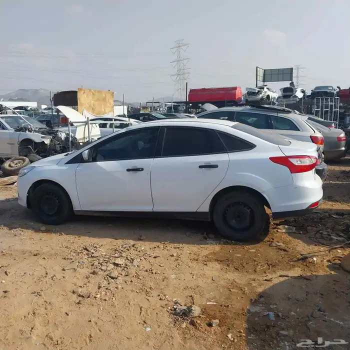 فورد فوكس 2014 قطع غيار تشليح 3