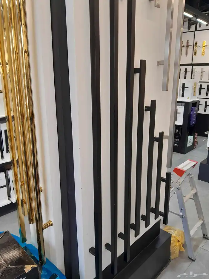 نجار أبواب واثاث فك وتركيب وصيانه بالرياض 1