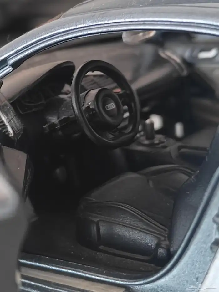 Audi R8 للبيع 7