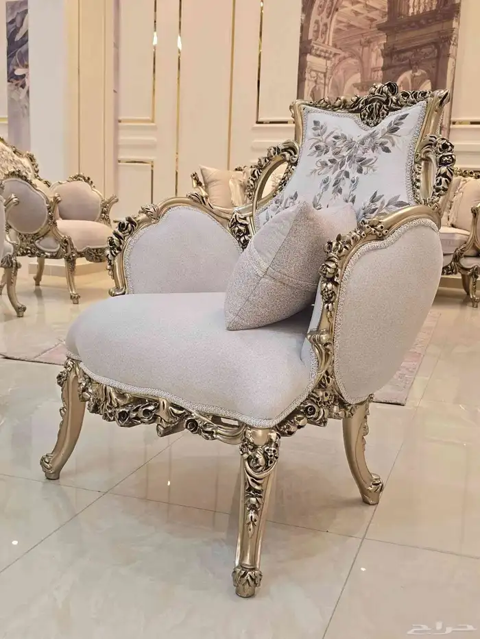 كنب كلاسيك رنووش عالي اوي 0