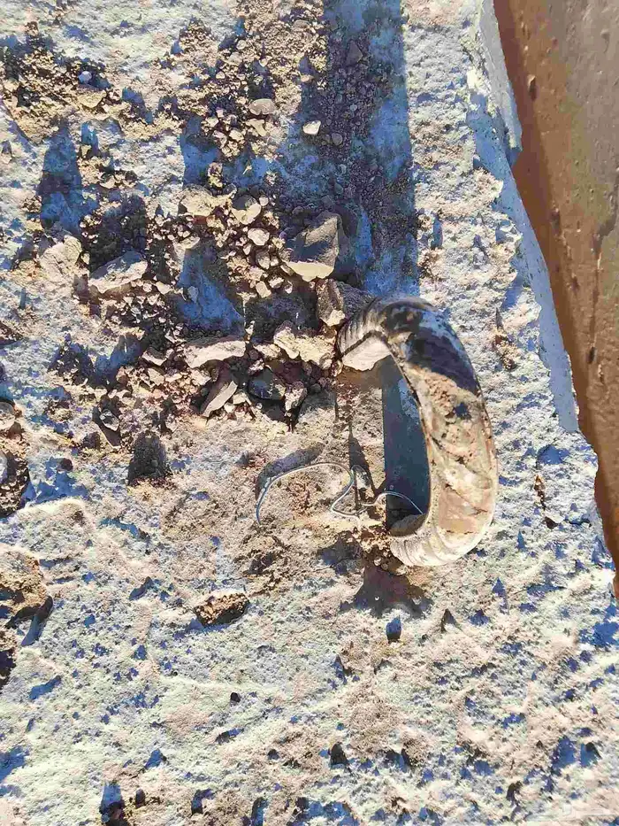 يوجد صبات سيفتي مستعمله للبيع حاله جيده للتواصل 3