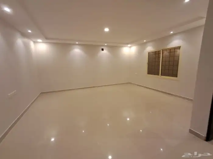 فيلا للايجار في الدرعية ظهرة العودة شرق 5