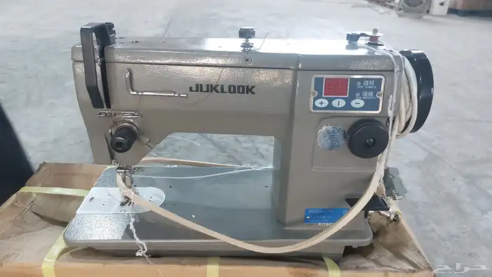 Mix 55 Plus sewing machines in excellent condition 2