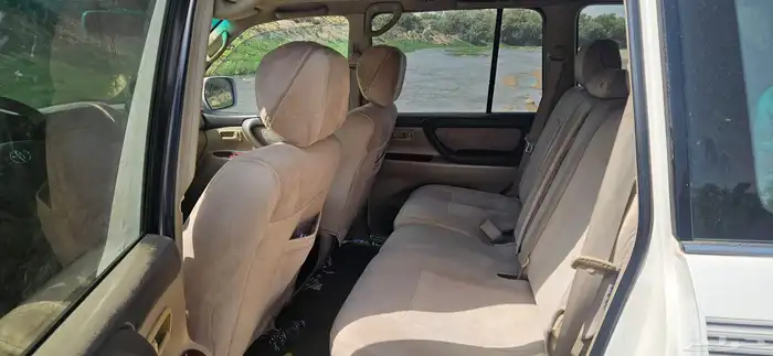 جيب لاندكروز صالون 2004 1