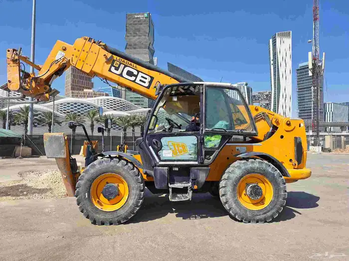 بوكلين صغير ميني سيزر لفت مان لفت تيليهاندلر MAN LIFT Teleha 6