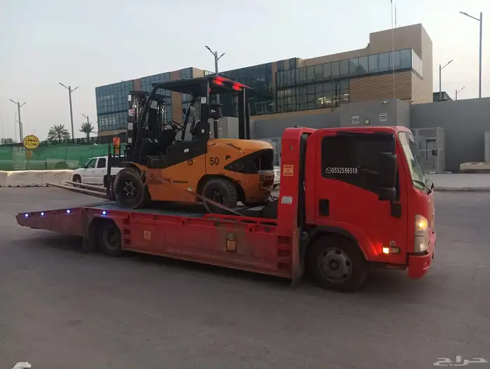 رافعة شوكية للإيجار اليومي والشهري 1