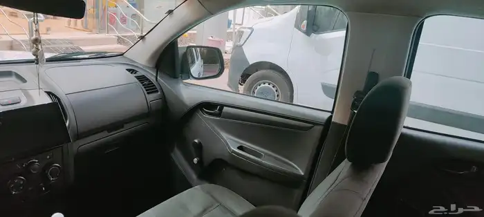 ايسوزو دي ماكس 2015 ستاندر عادي بدون دبل 5