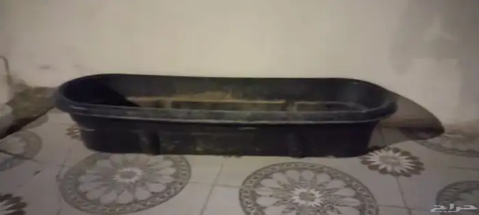 طبليات ومنقل علف للبيع 1