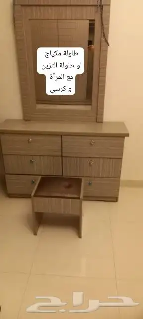 غرفة نوم مستعملة نظيفة لبيع 5
