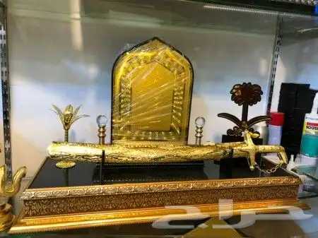 هدايا زواج تقاعد ترقية تكريم تخرج درع بشت سيف 33