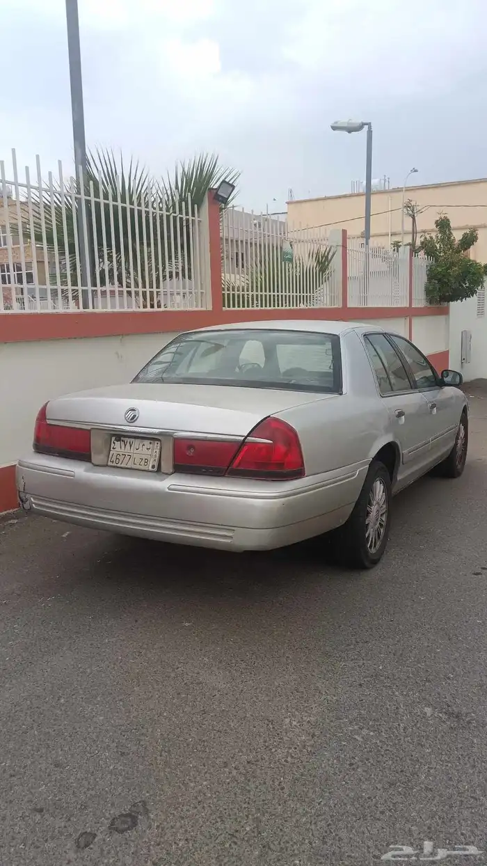 فورد قراند ماركيز 2000 3