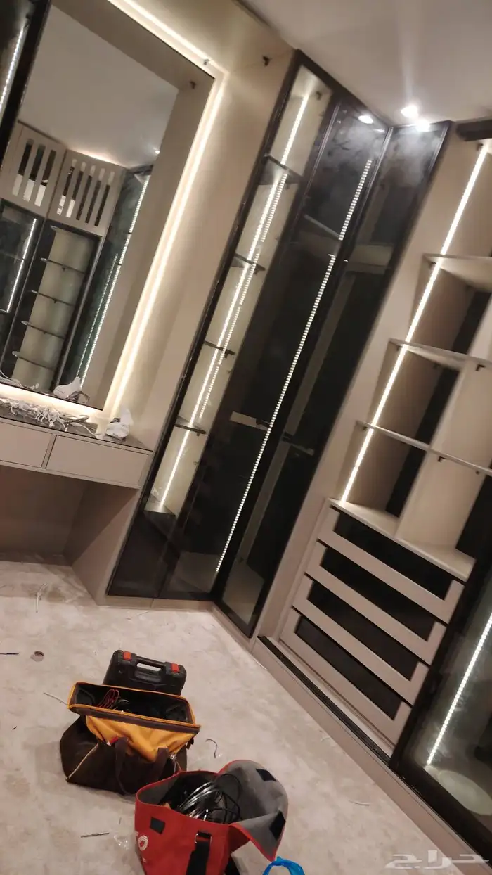 كهربائي مباني تشطيب تأسيس صيانة لجميع أعمال الكهرباء والانتر 5