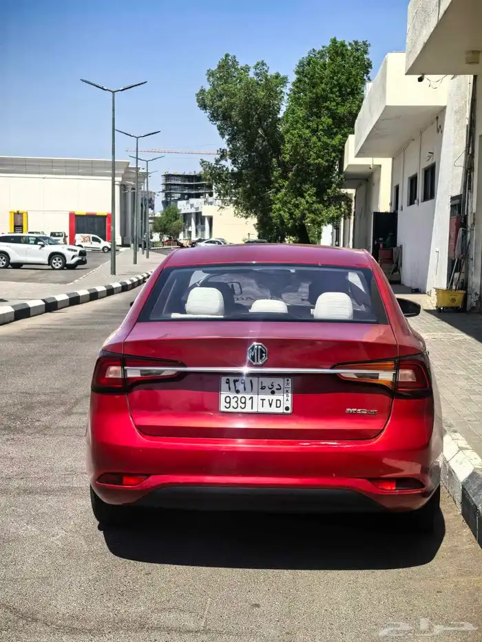 ام جي 5 2021 نضيفه 3