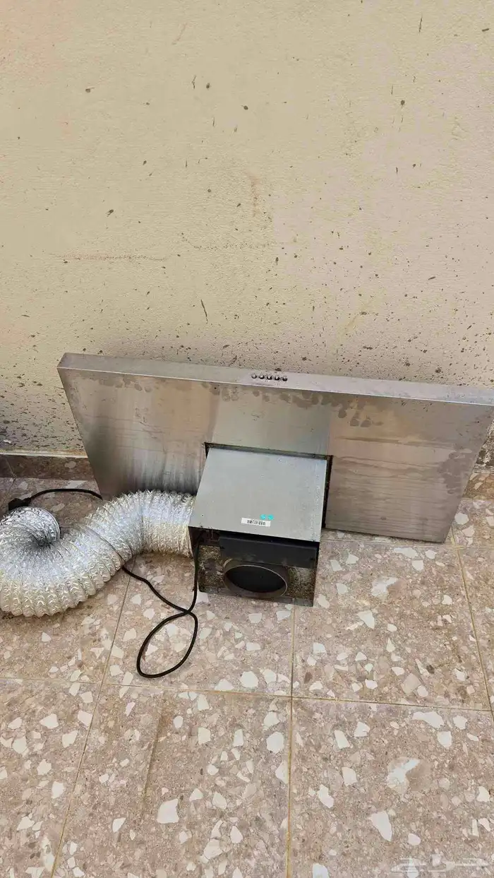 شفاط فرن مع ادواته للبيع بالقنفذة 0
