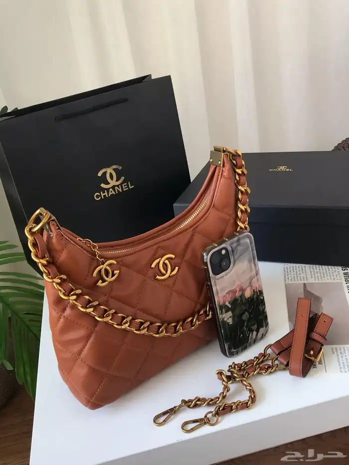 شنط ماركة شانيل 5