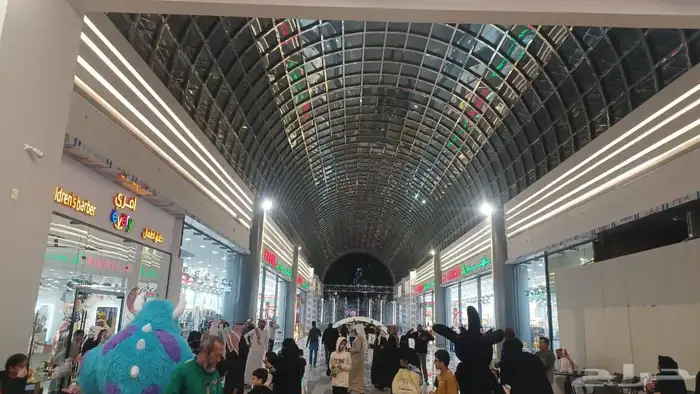 محل حلاق أطفال للتقبيل جاهز من كل شى دخلة الشهري جدا ممتاز 2