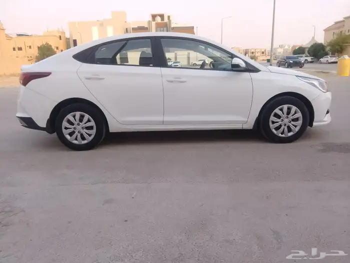 هونداي اكسنت للبيع ماكينه 1400 محركات وكاله بودي وكاله 9