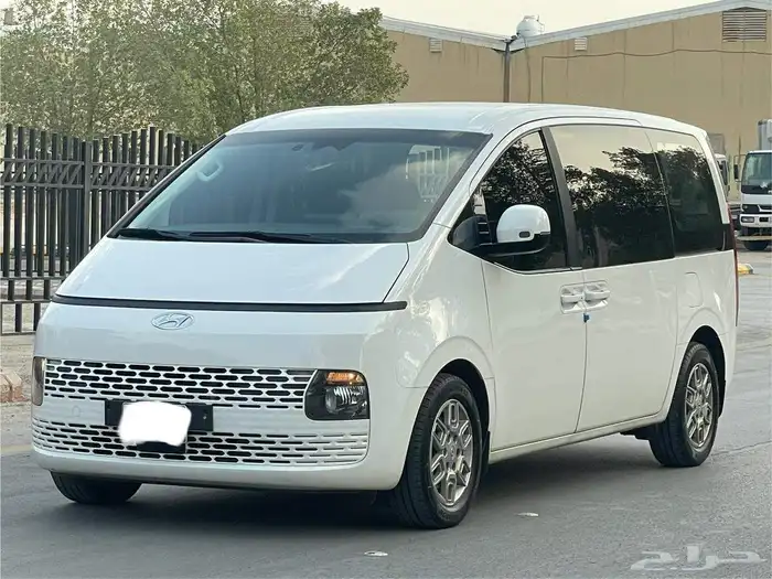 هيونداي ستاريا 2022 فل نظيف بحالة الوكالة 8