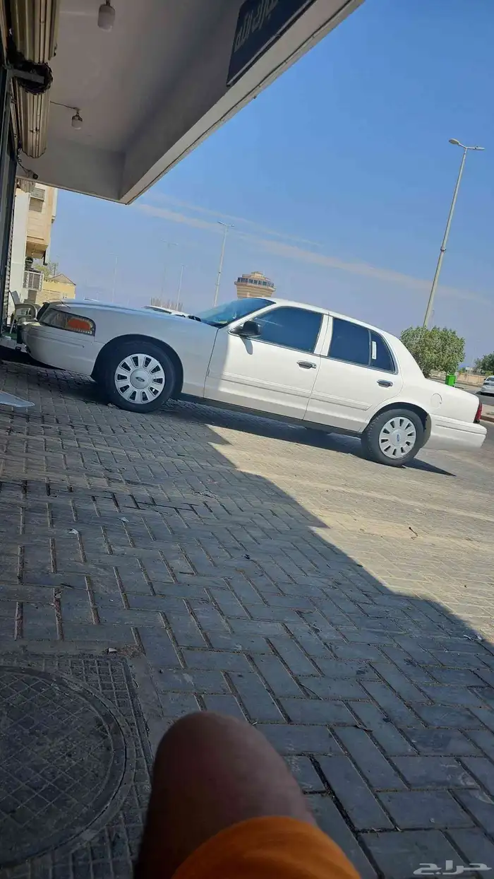 فورد كراون فكتوريا بوليسي 2010 3
