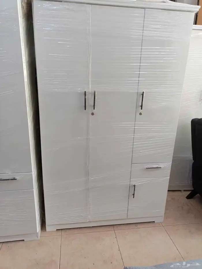 دولاب وطني 3باب دولاب ملابس ارتفاع 190 عرض120 عمق40سم 0