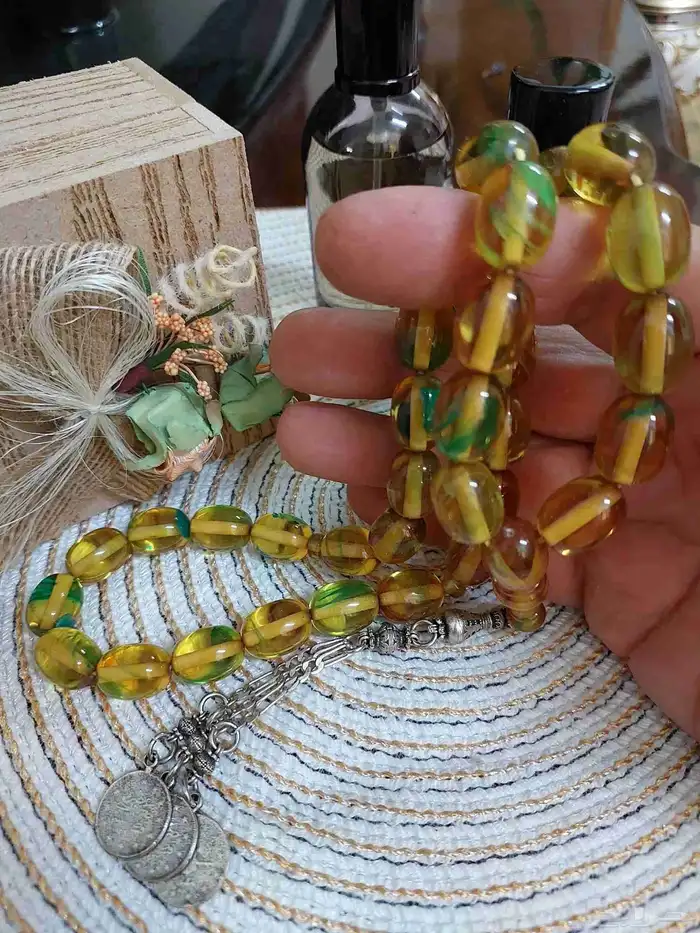 تخفيضات على سبح الفاتوران بمناسبة اليوم الوطني 45