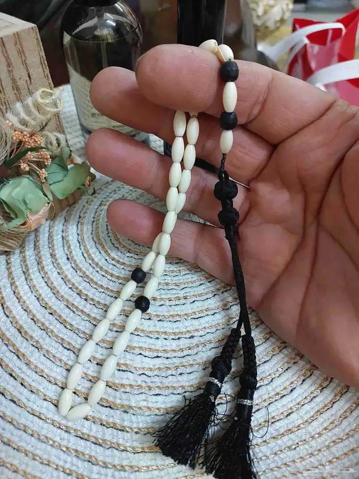 تخفيضات على سبح الفاتوران بمناسبة اليوم الوطني 35