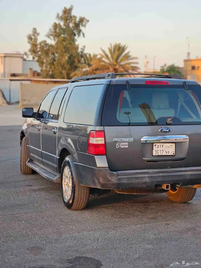 فورد اكسبديشن 2013 6